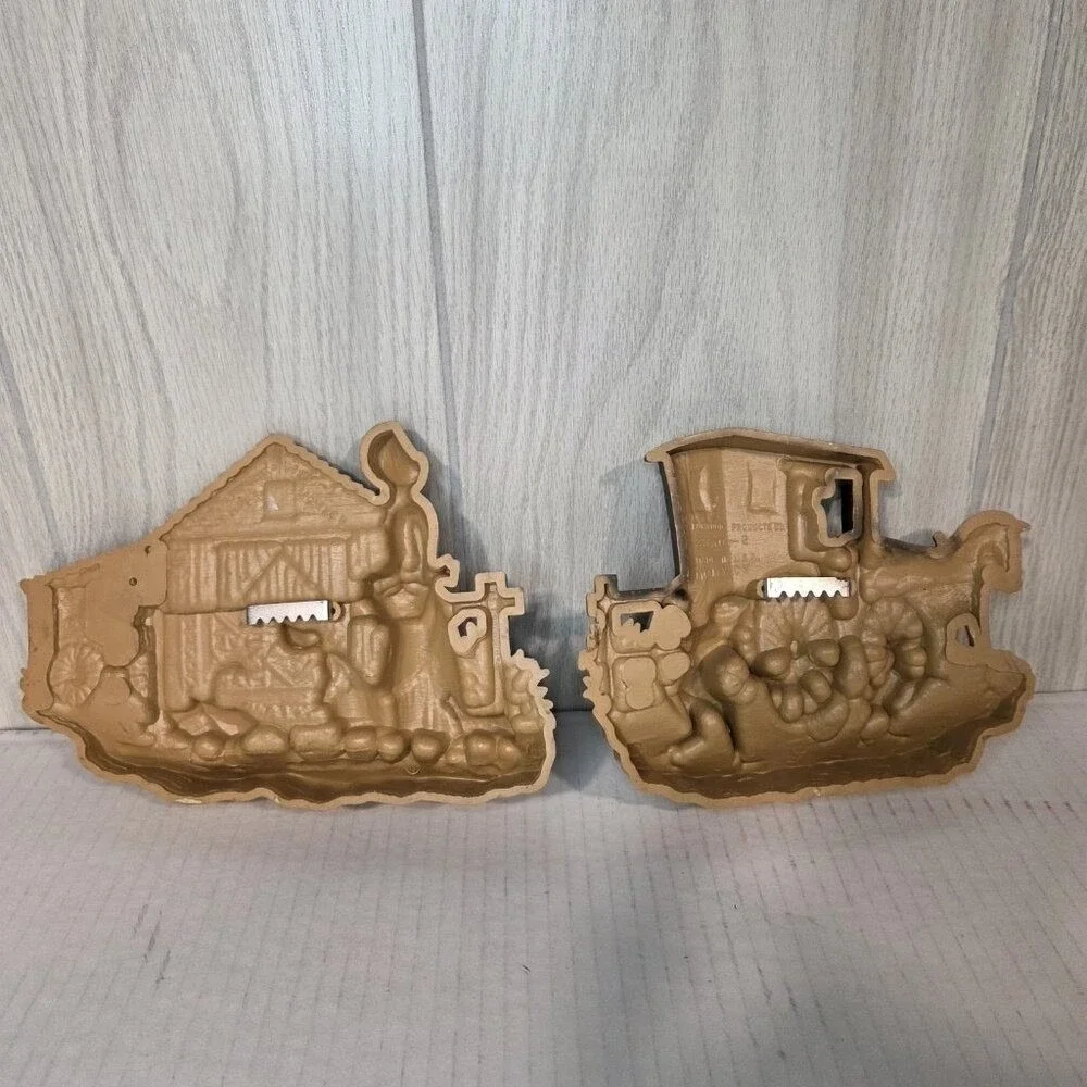 Vintage 1980s Burwood Amish Quilt & Barn Wall Decor Plaques Dog Cat Buggy Horse